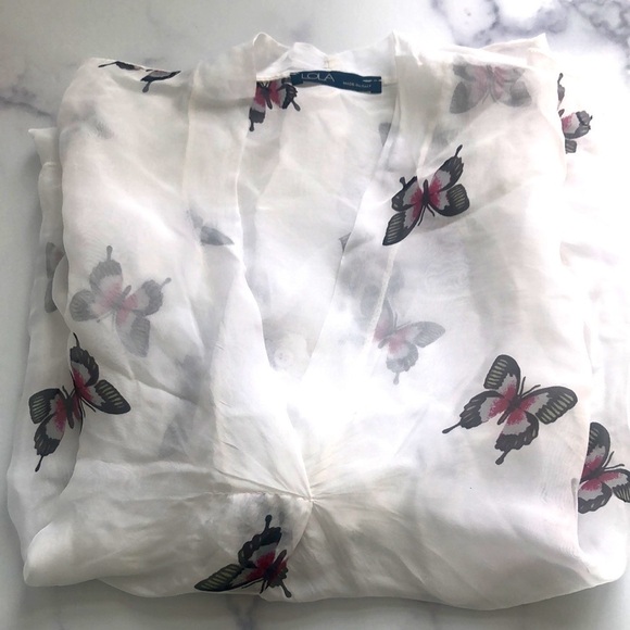 Lola Made in Italy White Butterfly Print Sheer Blouse Size Medium - Picture 15 of 16